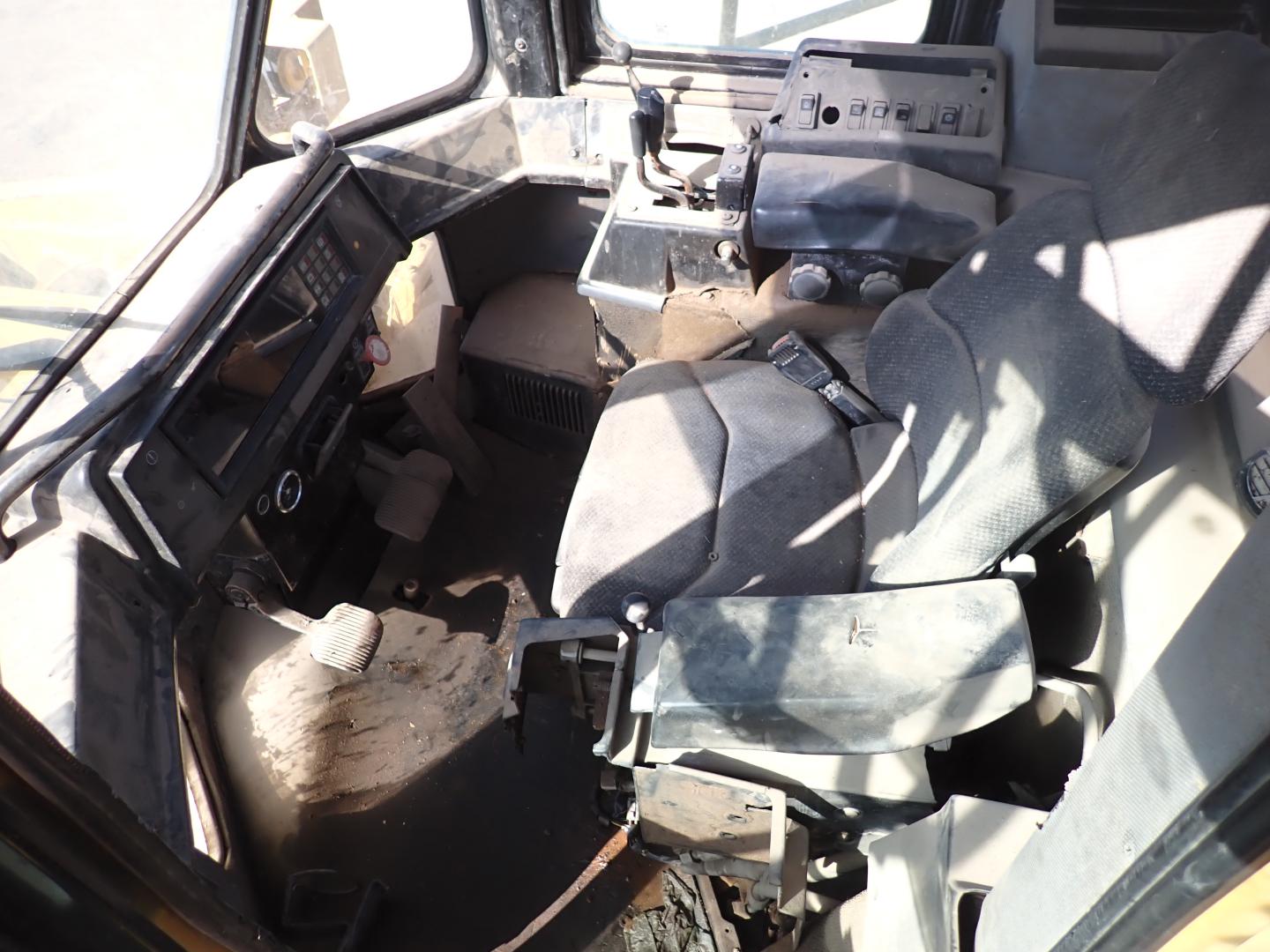 ./imagenes/INVOICE/2019/14778/CARGADOR FRONTAL 988F PARA REFACCIONES (30).JPG